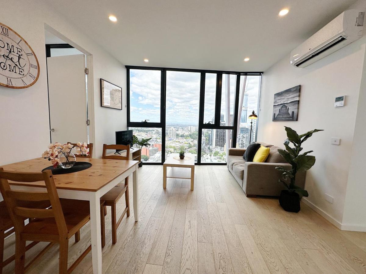 Beautiful Skyview Cbd Highrise 3Beds With Carpark Available Apartment Мелбърн Екстериор снимка